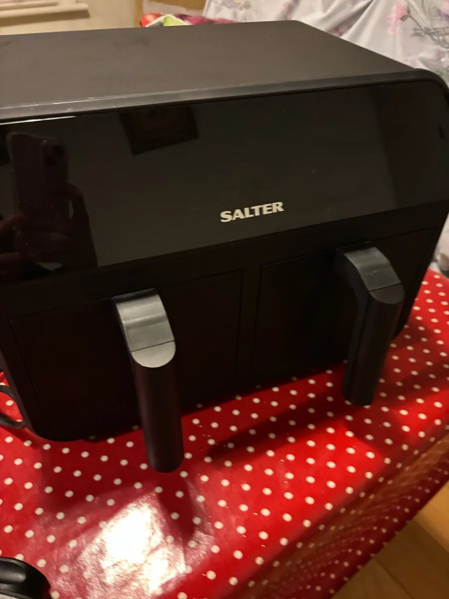 New dual large capacity salter air fryer - Image 2