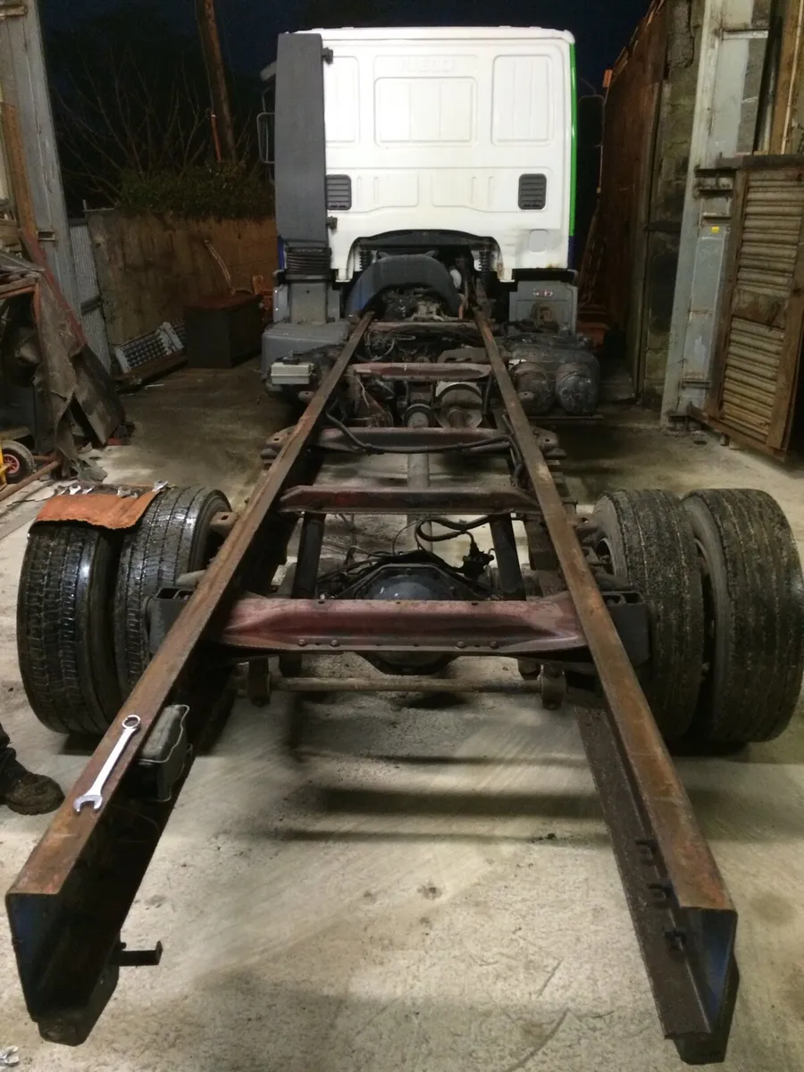 Trailer/Truck axle - Image 2