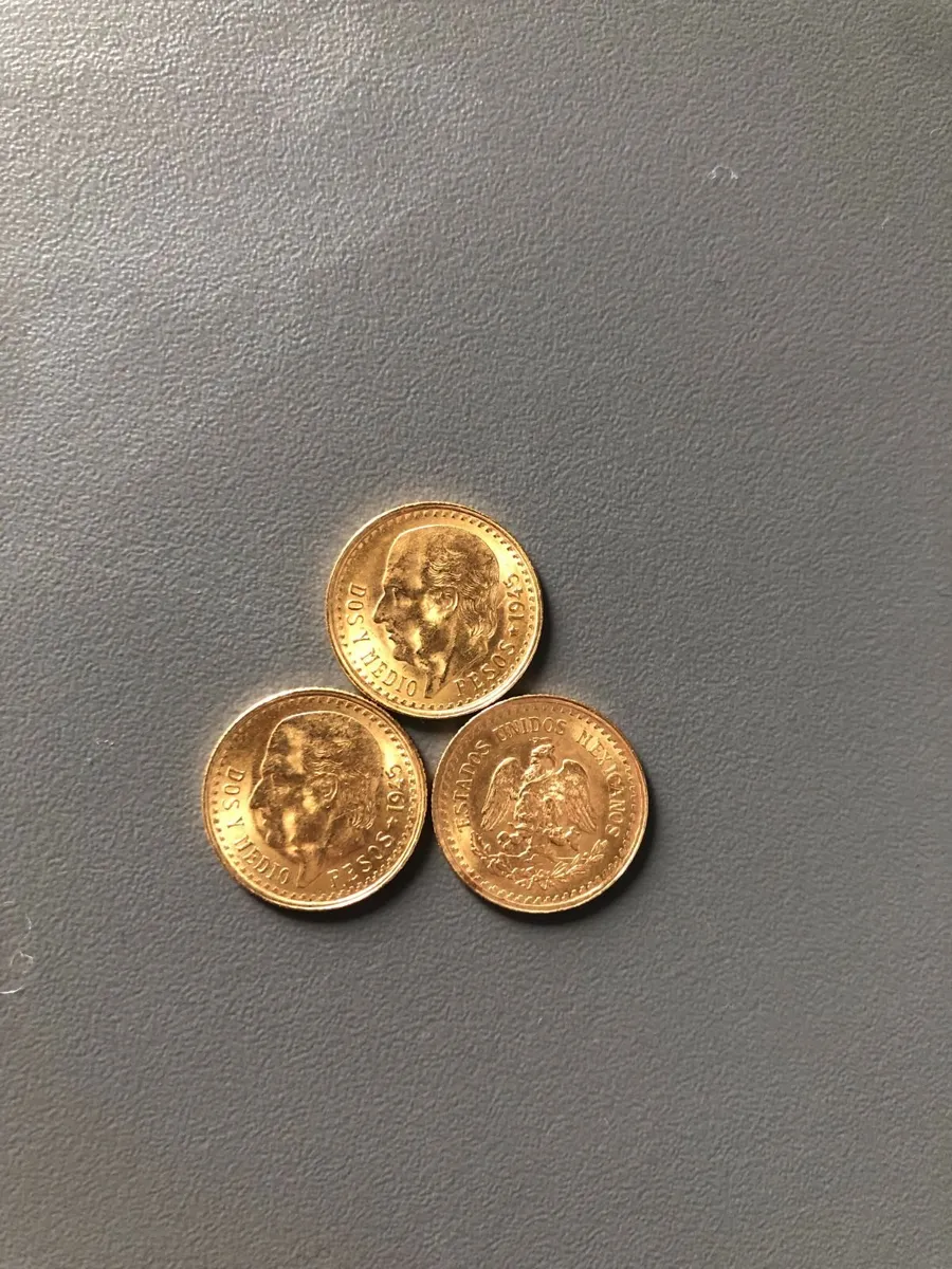 Mexican 2.5 Pesos Gold Coin (Dos Pesos y Medio) - Image 2