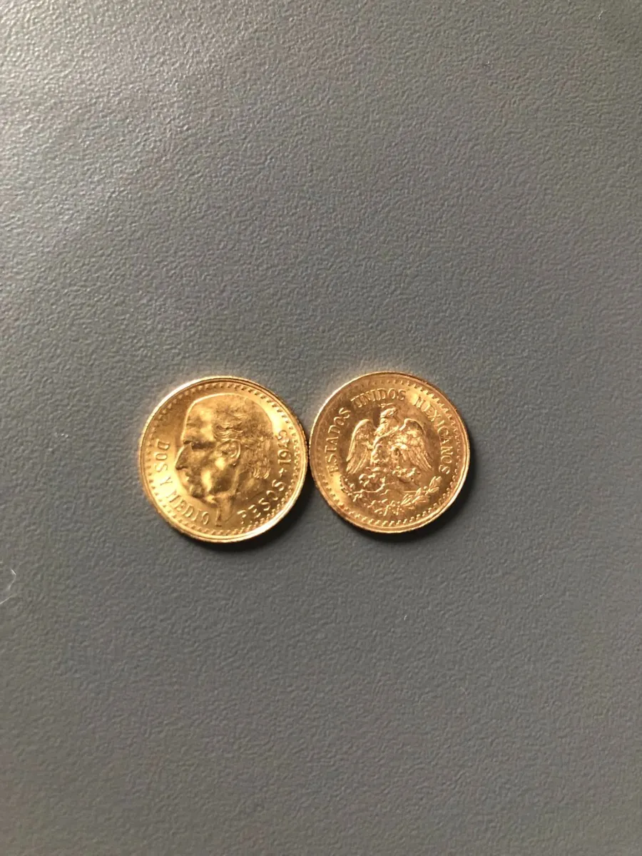 Mexican 2.5 Pesos Gold Coin (Dos Pesos y Medio) - Image 1