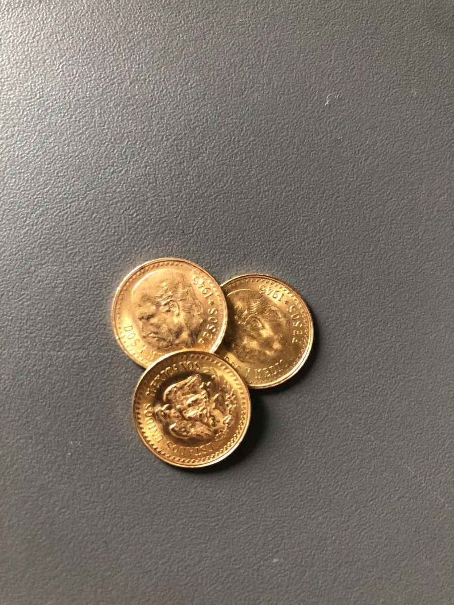 Mexican 2.5 Pesos Gold Coin (Dos Pesos y Medio) - Image 3