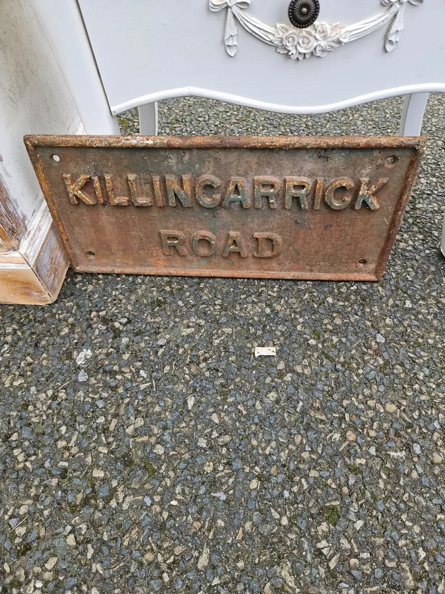 Vintage Cast Iron Killincarrick Road Sign - Image 1