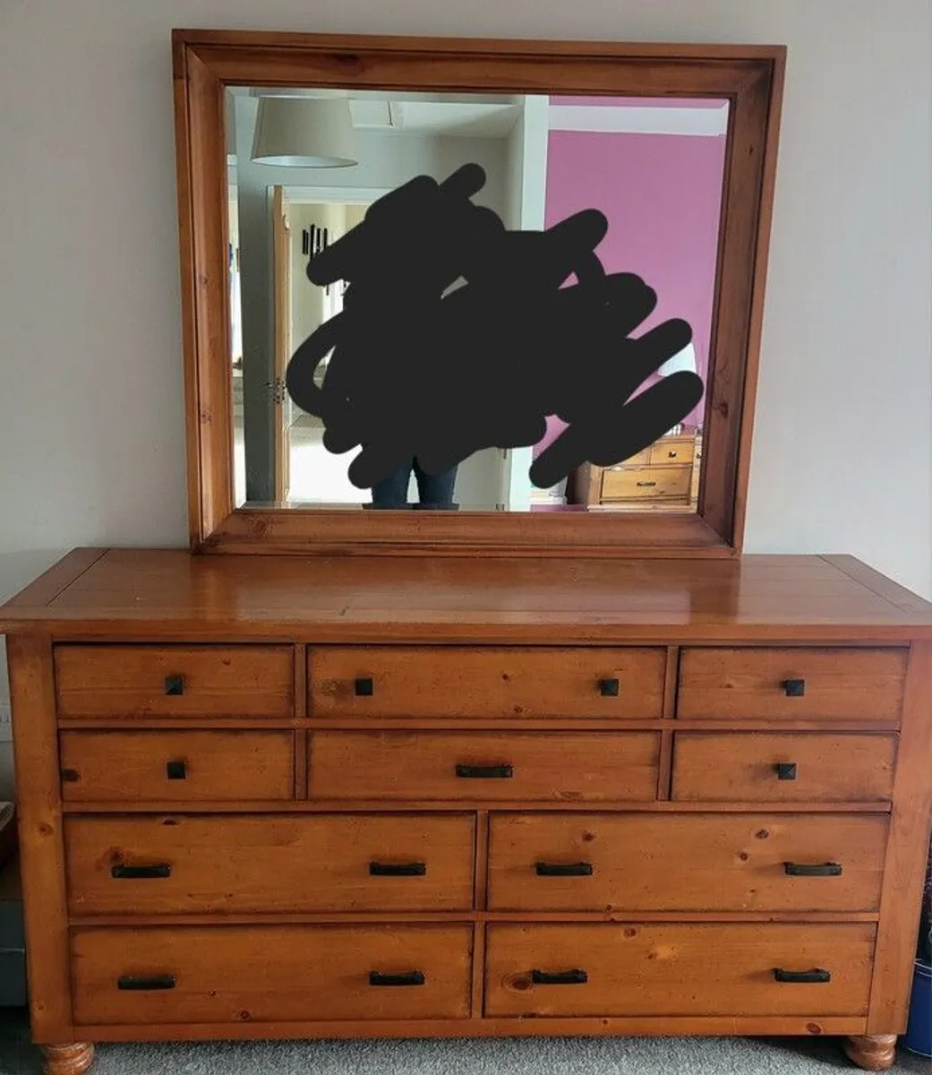 bedroom furniture set - Image 4