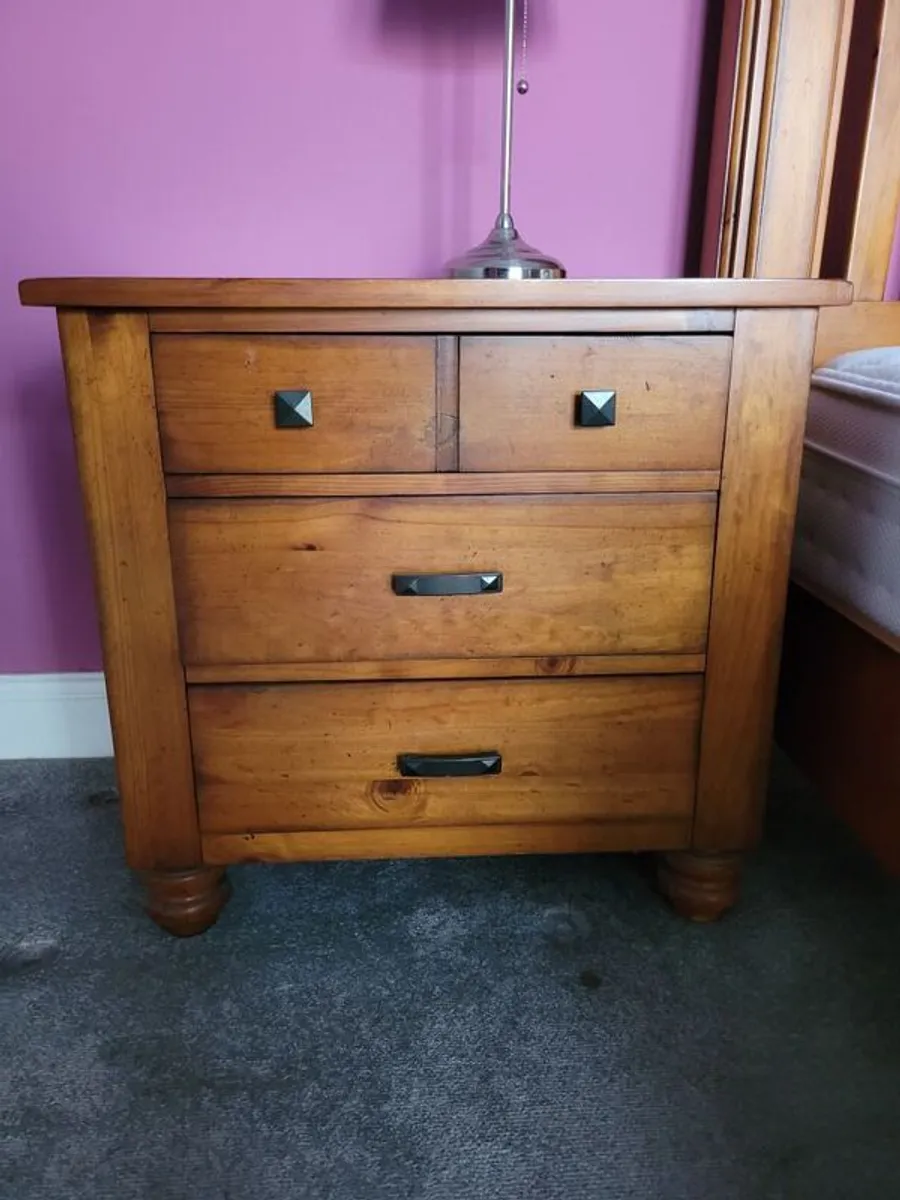 bedroom furniture set - Image 2