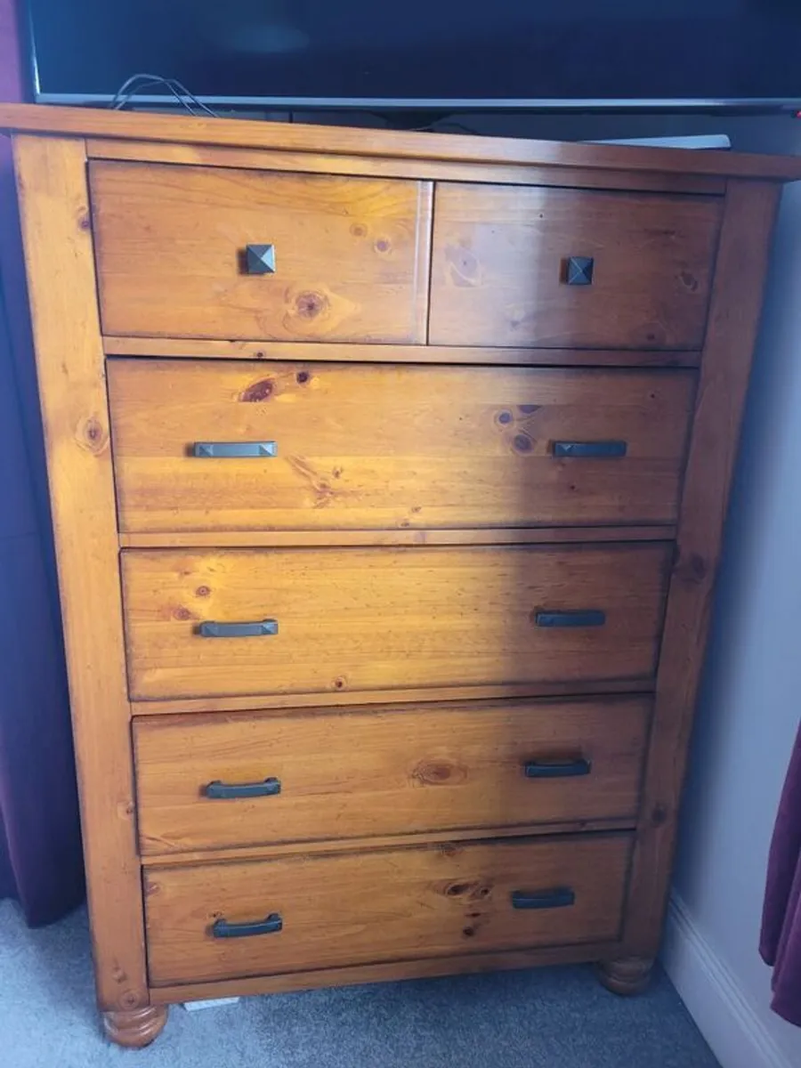 bedroom furniture set - Image 3