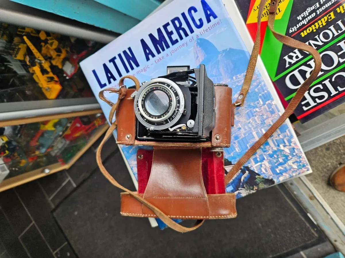 Vintage Kinax Camera - Image 4