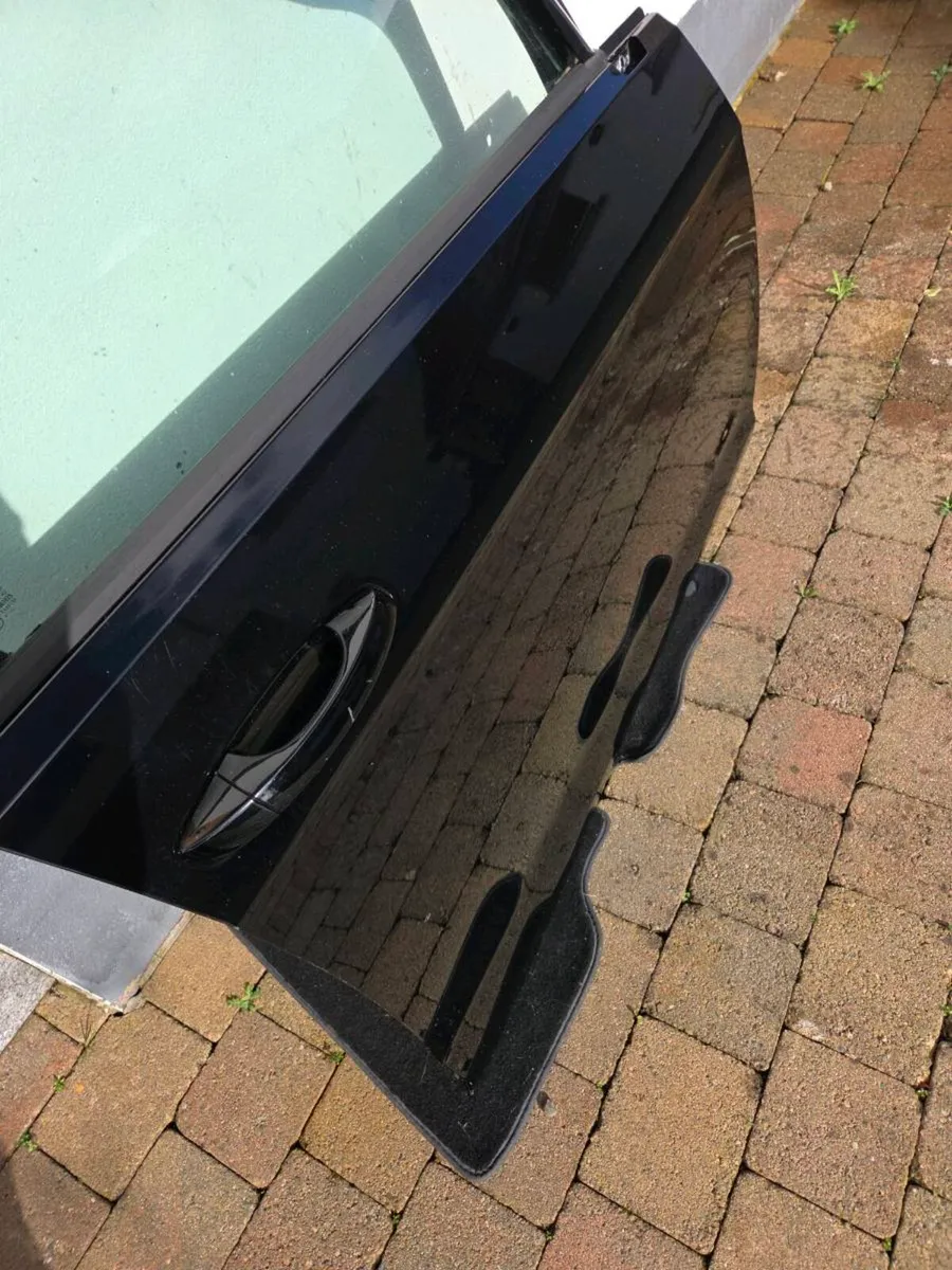 VW Golf mark 7 black front driver door. - Image 4