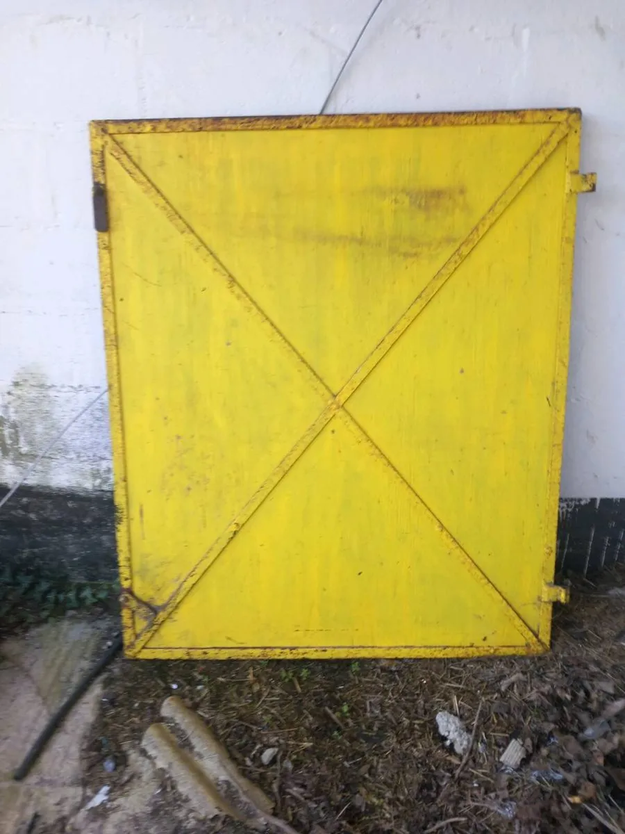 Stable doors - Image 1