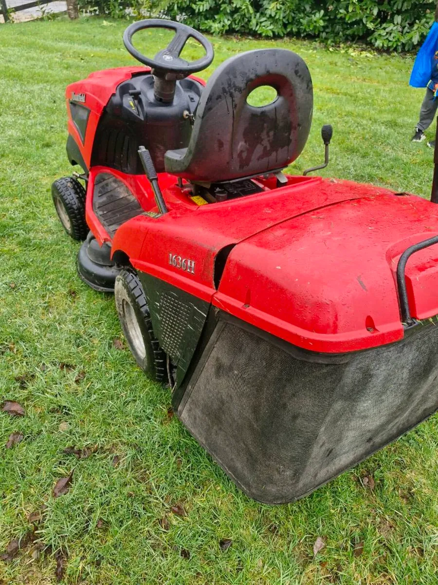 Castlegarden ride on mower Delivery available - Image 4