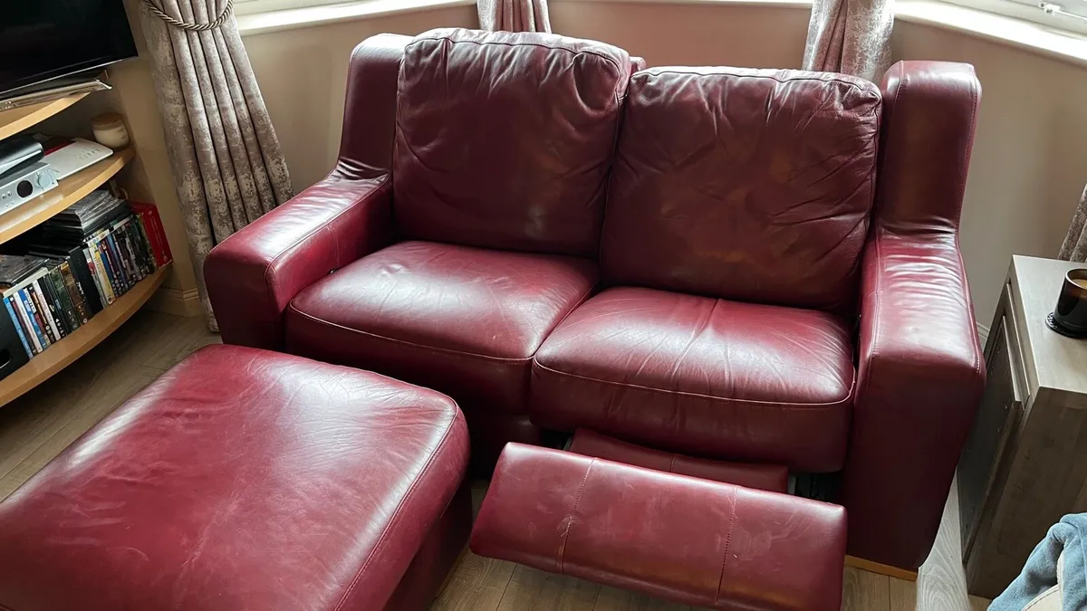 Two seater couch and puff - Image 2