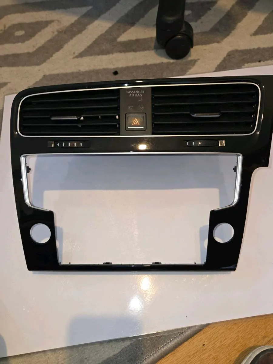 VOLKSWAGEN  SAT NAV RADIO MMI-MULTIMEDIA BLUETOOTH - Image 2