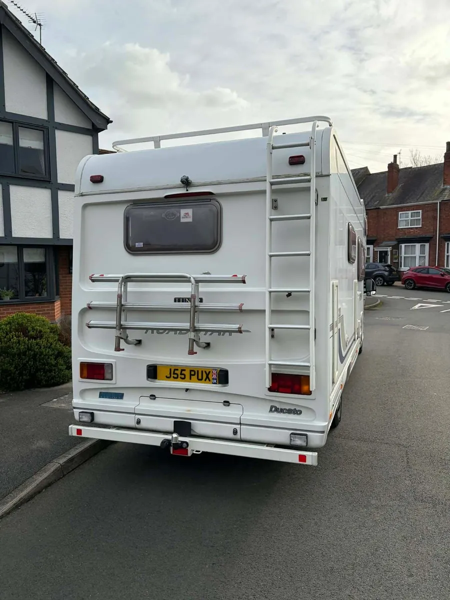 NI REG 2002 LUNAR ROADSTAR 2.8 TDI - Image 4
