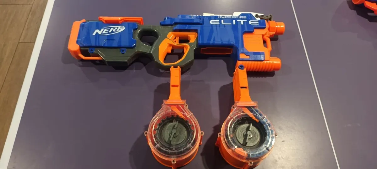 Selection of Nerf Guns, Darts, Face Shield & Vest - Image 3