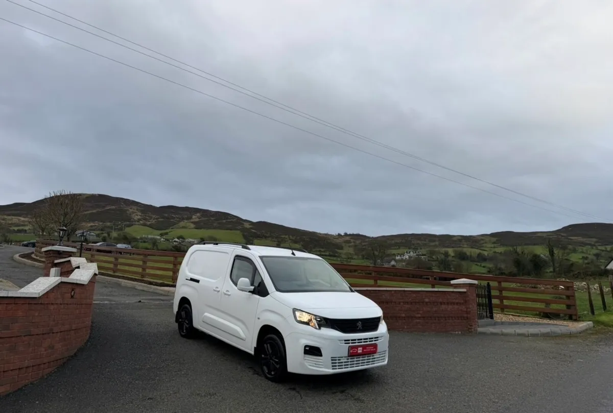 2021 Peugeot partner - Image 2