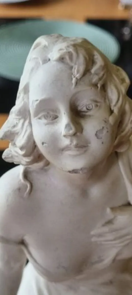 Vintage alabaster Art deco woman statue - Image 4