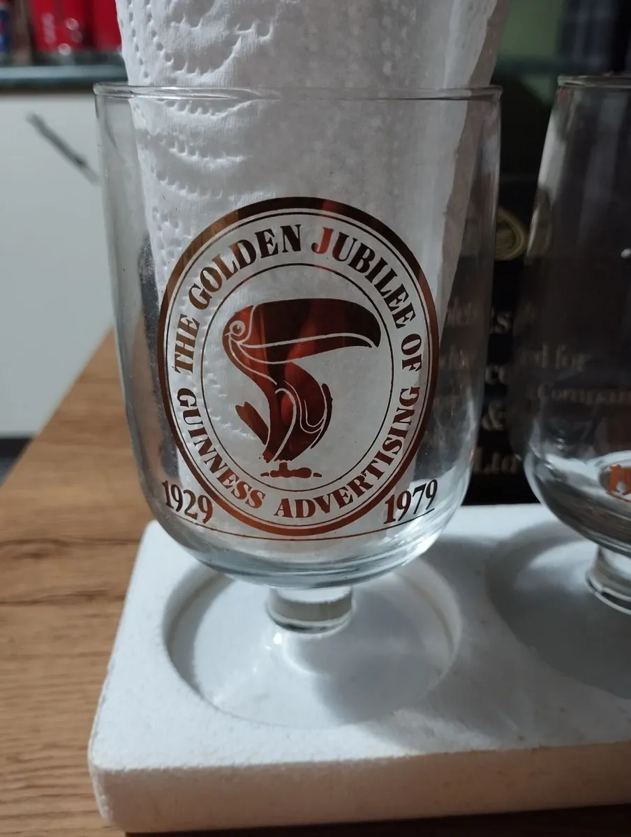 Pub Collectible Vintage Guinness Goblets - Image 3