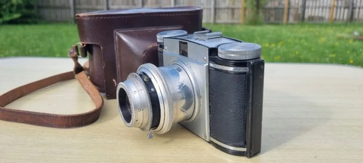 Vintage Braun Nurnberg PAXINA 120 Roll Camera - Image 2