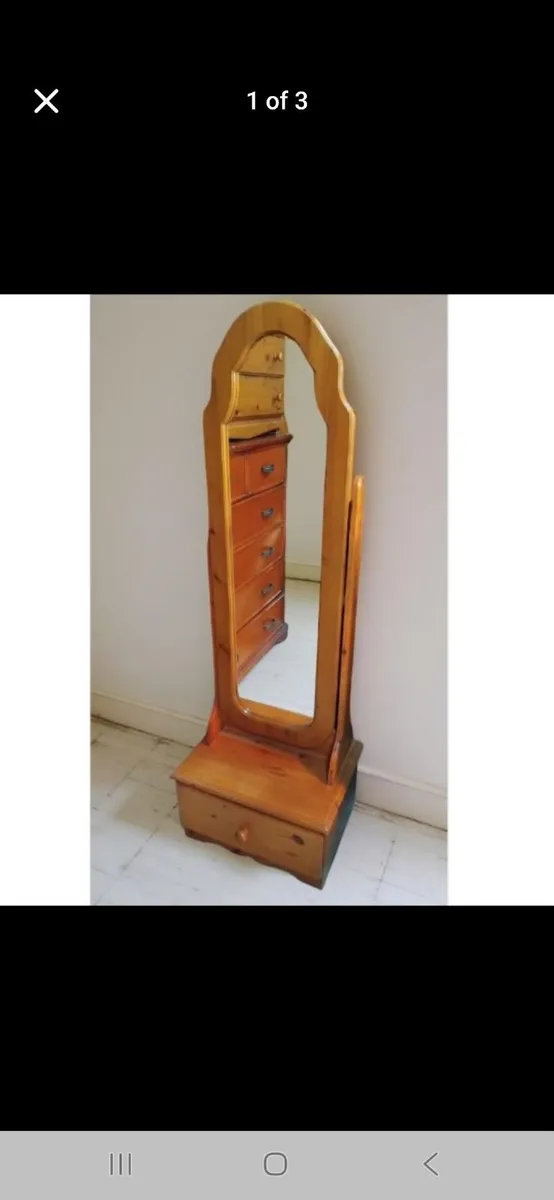 Pine freestanding mirror