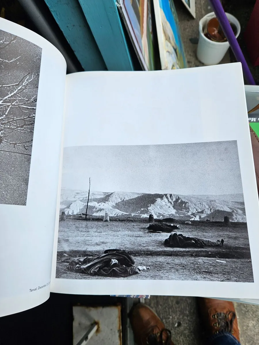Book Robert Capa Photography - Image 4