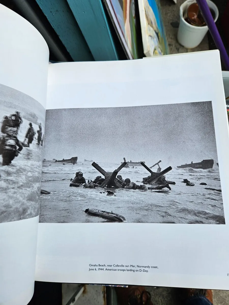 Book Robert Capa Photography - Image 3