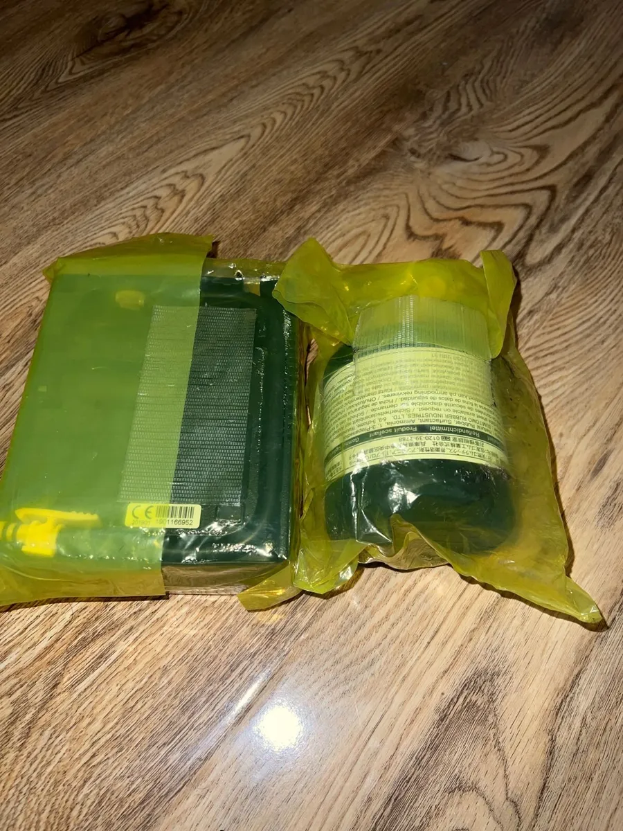 Tyre Sealant and Air Compressor - Image 2