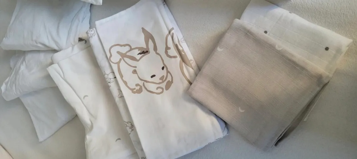 IKEA Cot Bedding & Accessories Set - Image 2