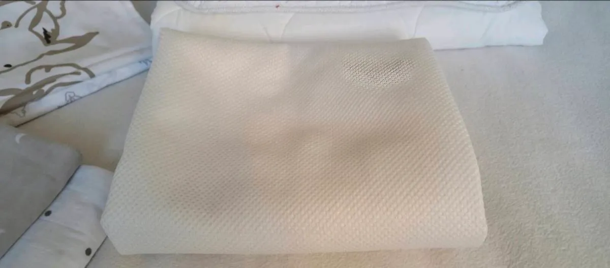 IKEA Cot Bedding & Accessories Set - Image 3