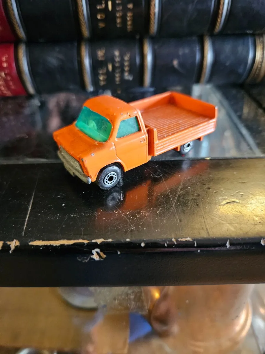 Matchbox Ford Transit - Image 1