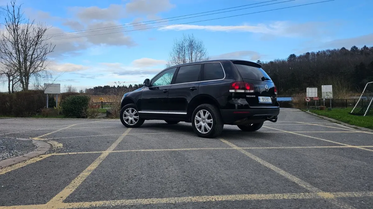 VOLKSWAGEN TOUAREG 3.0 TDI V6 Commercial - Image 2