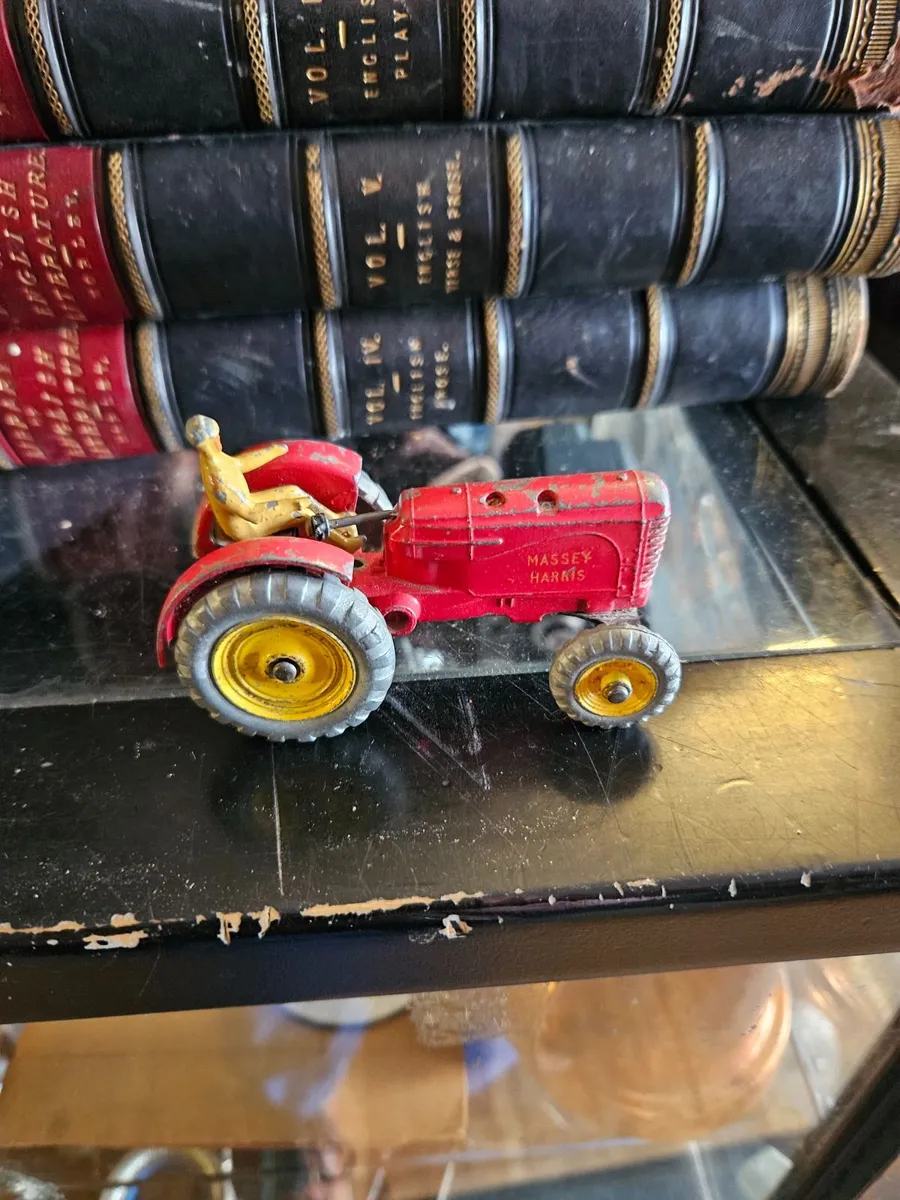 Dinky 1960's Massey Ferguson Tractor - Image 3