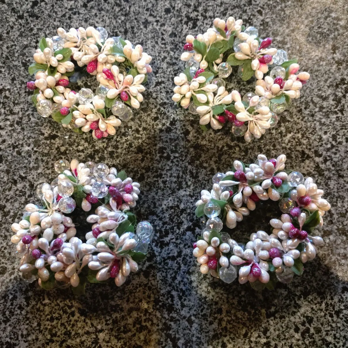 7 Napkin Holders. - Image 4