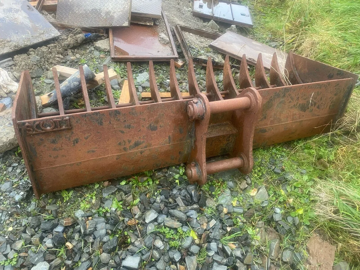 Rake bucket - Image 1