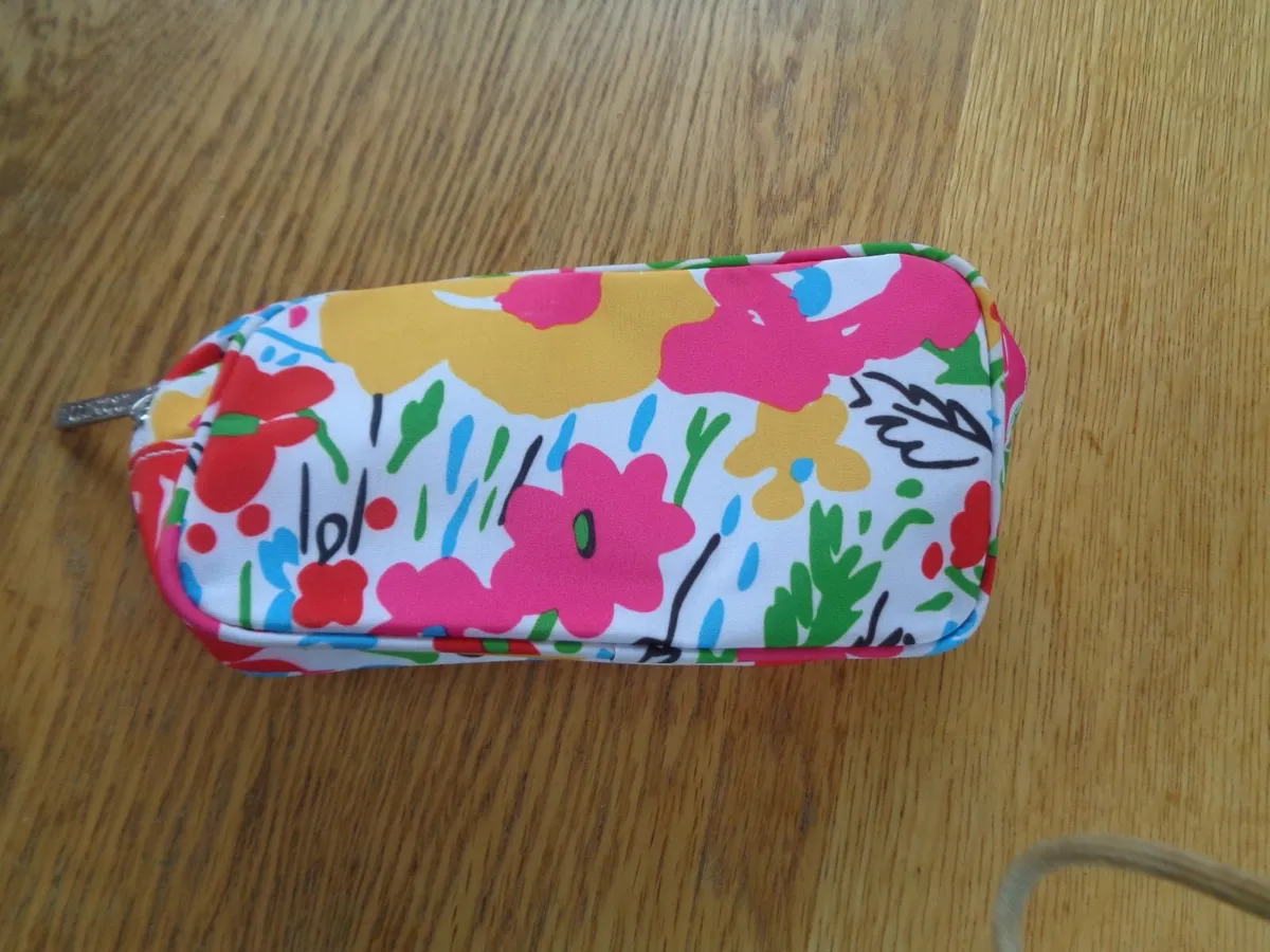 Clinique Cosmetic Bag for Sale - Image 1