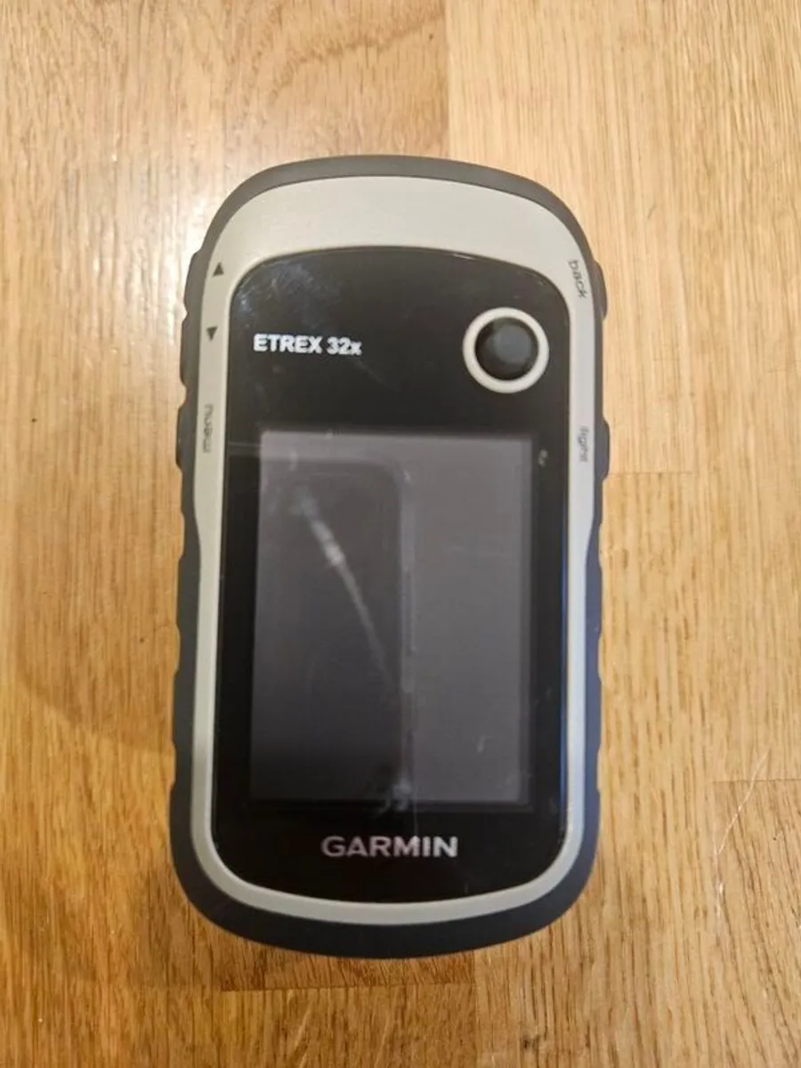 Garmin eTrex 32 GPS - Image 1