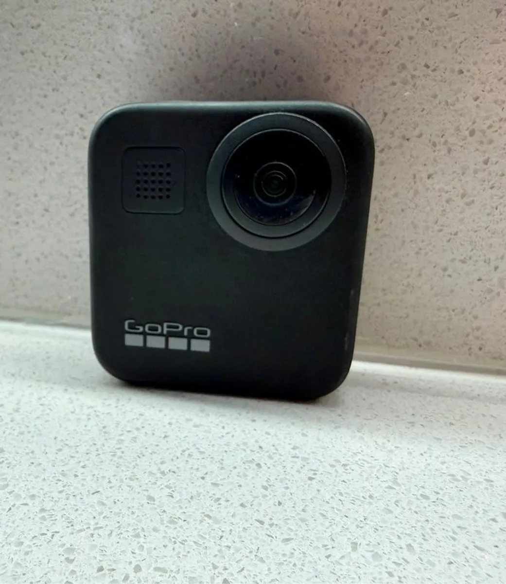 Go pro Max 360 - Image 3