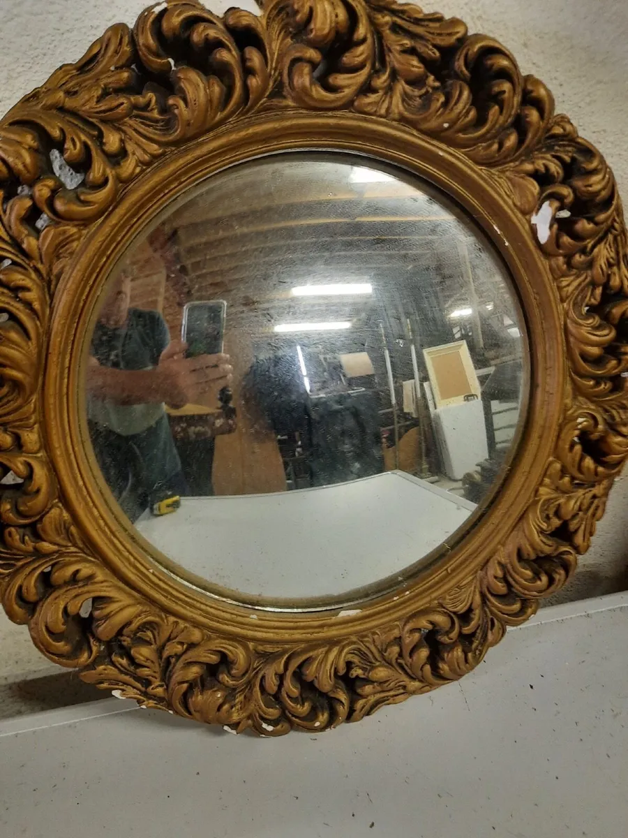 Antique mirror - Image 1