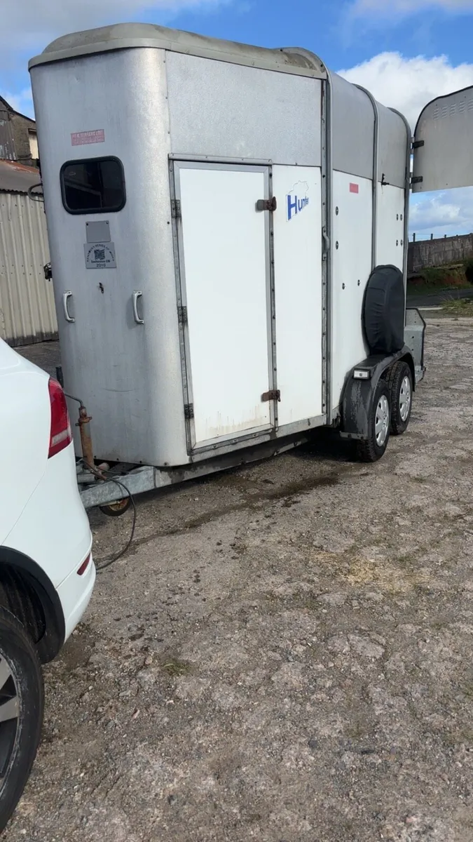 Ifor williams 505 horsebox - Image 1