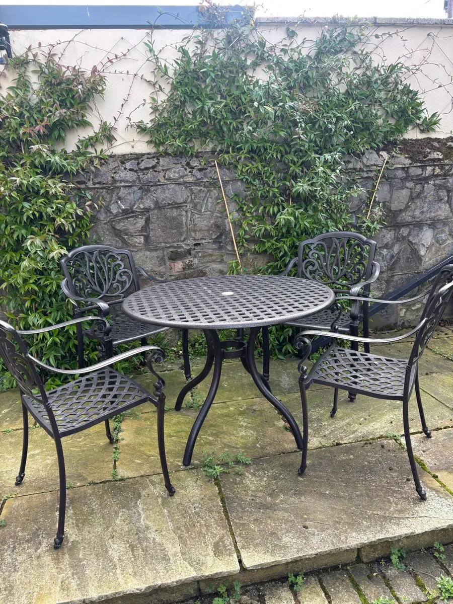 Garden Furniture - Image 2
