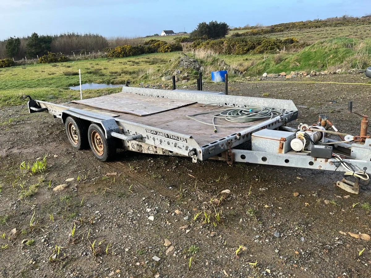 Brian James car transporter - Image 2
