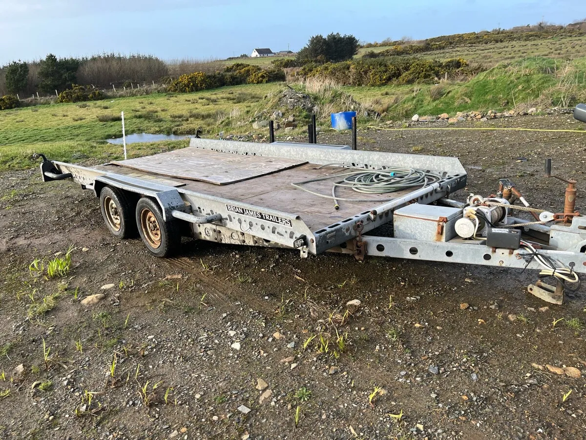 Brian James car transporter - Image 1