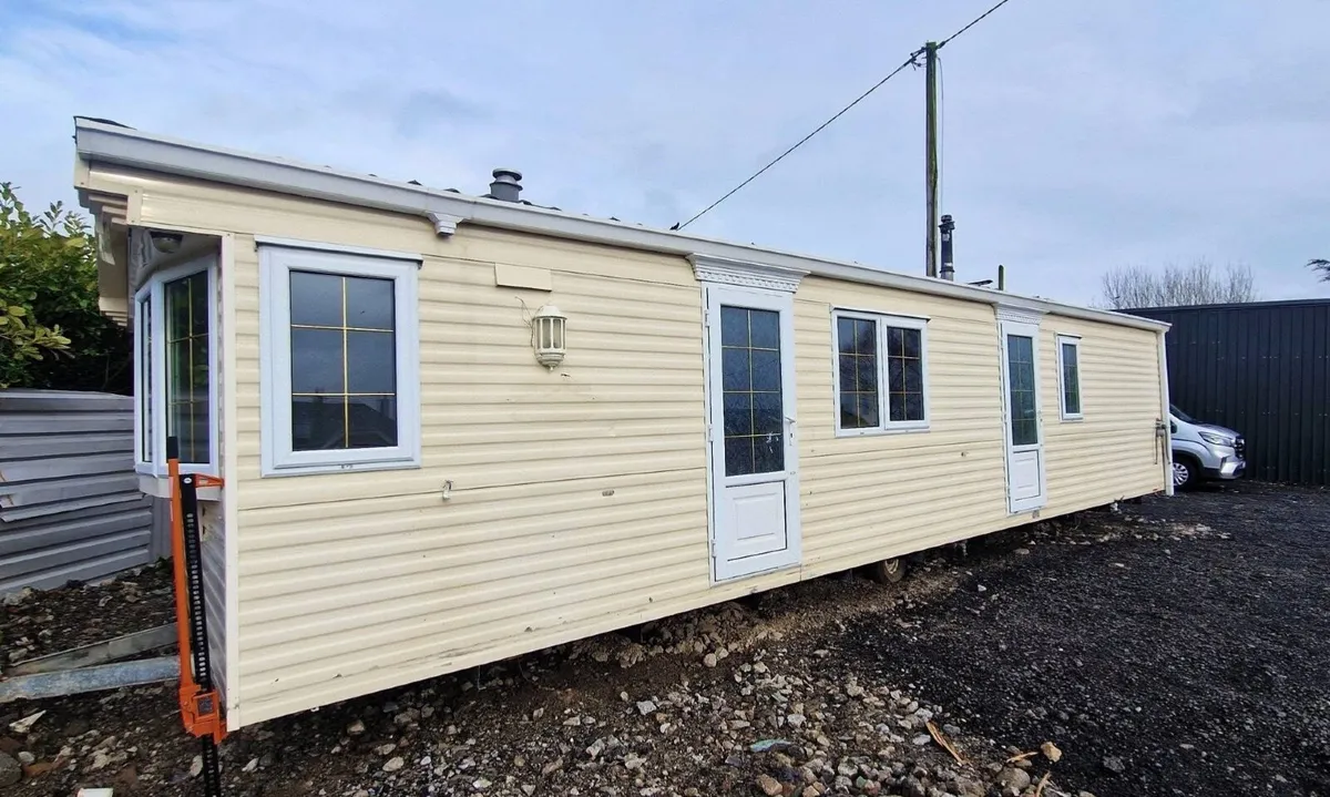 2015 Mobile Home - Image 1
