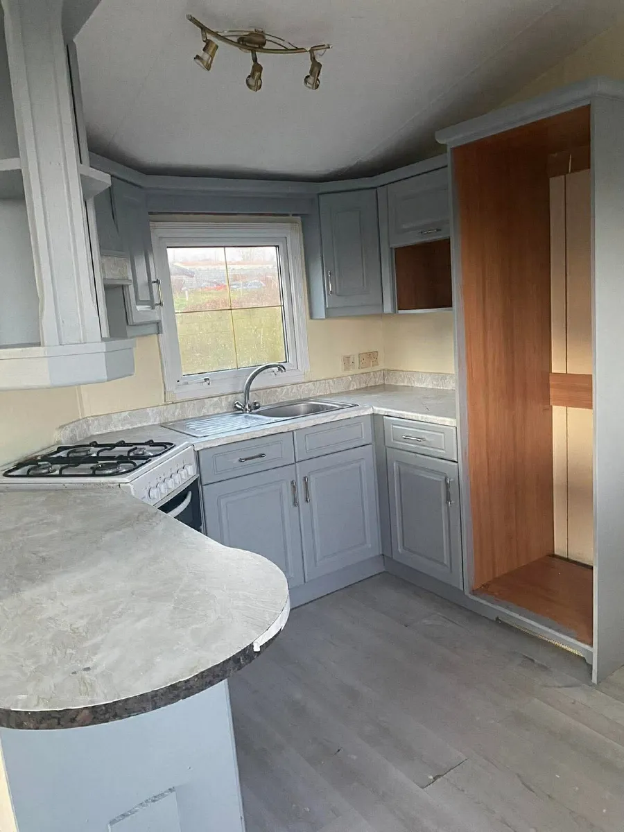 2015 Mobile Home - Image 3