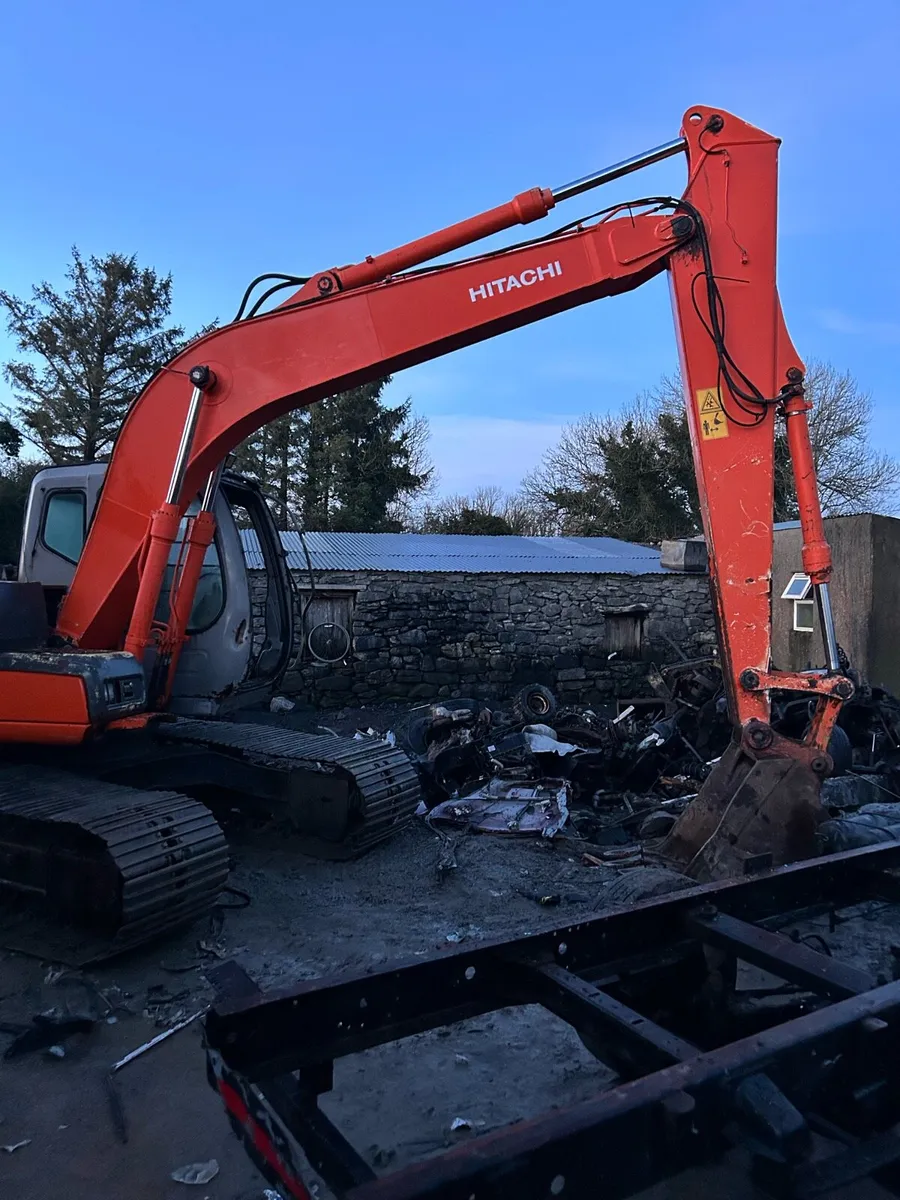 Hitachi Zaxis 130-1 - Image 4
