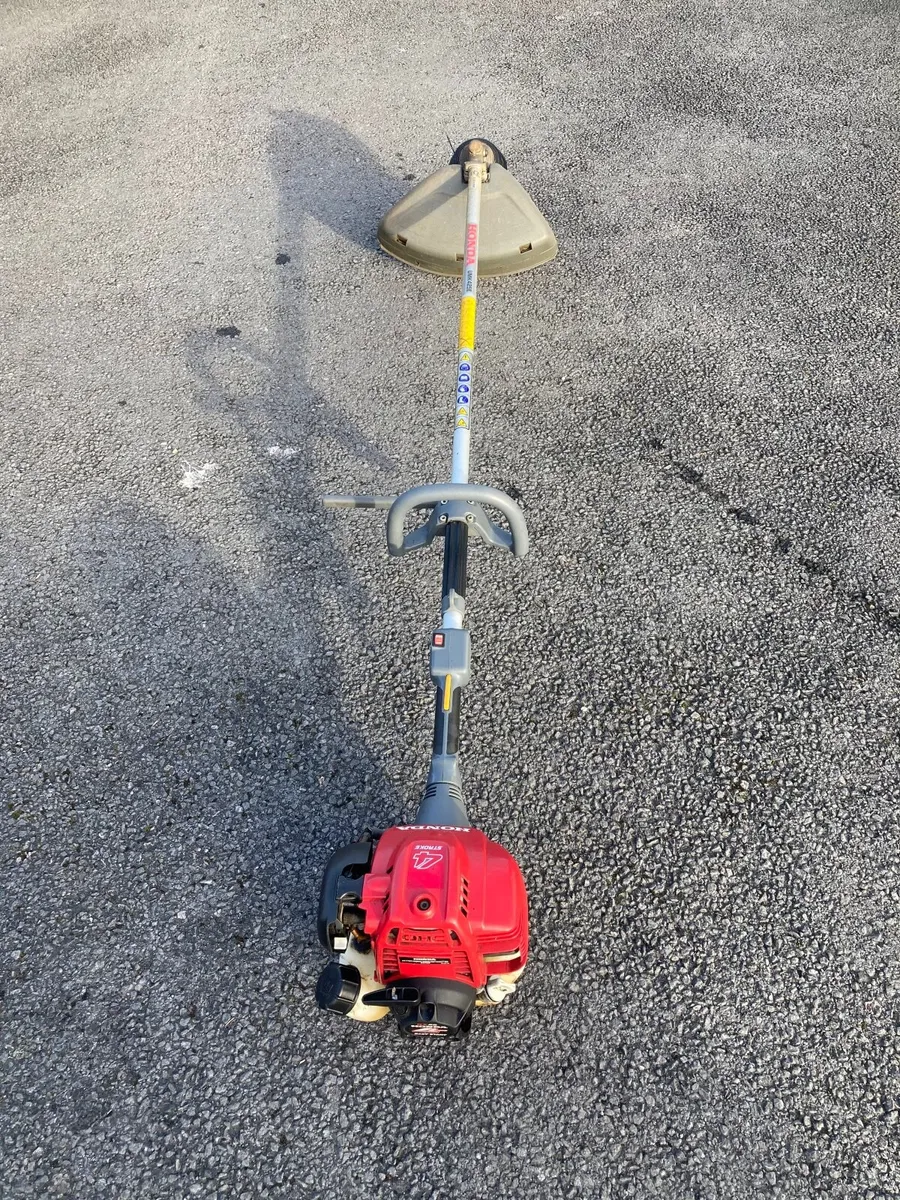 Honda Brushcutter - Image 1