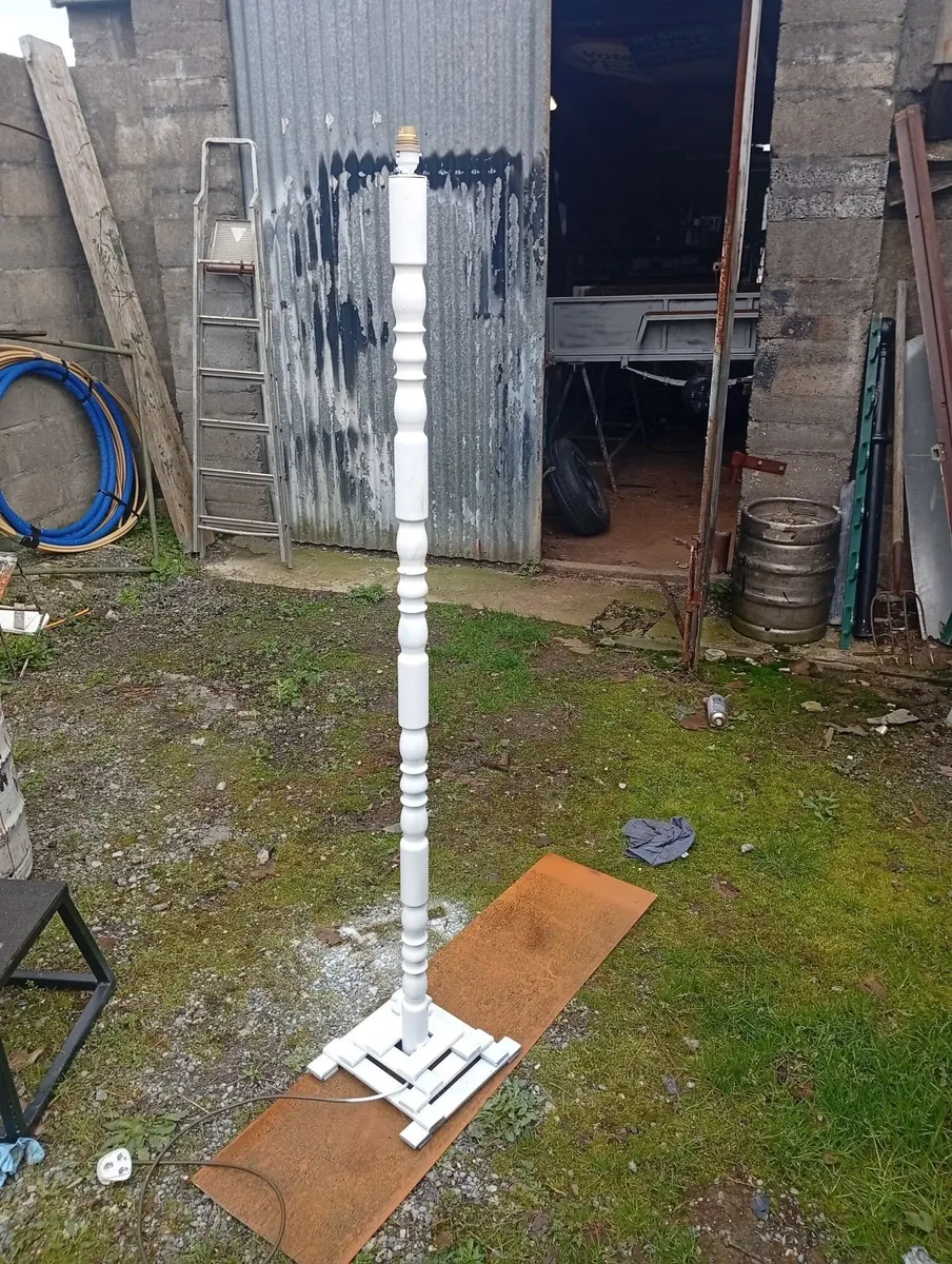 House Lamp - Image 1