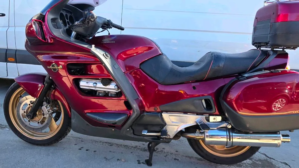 Pan European ST1100 - Image 1