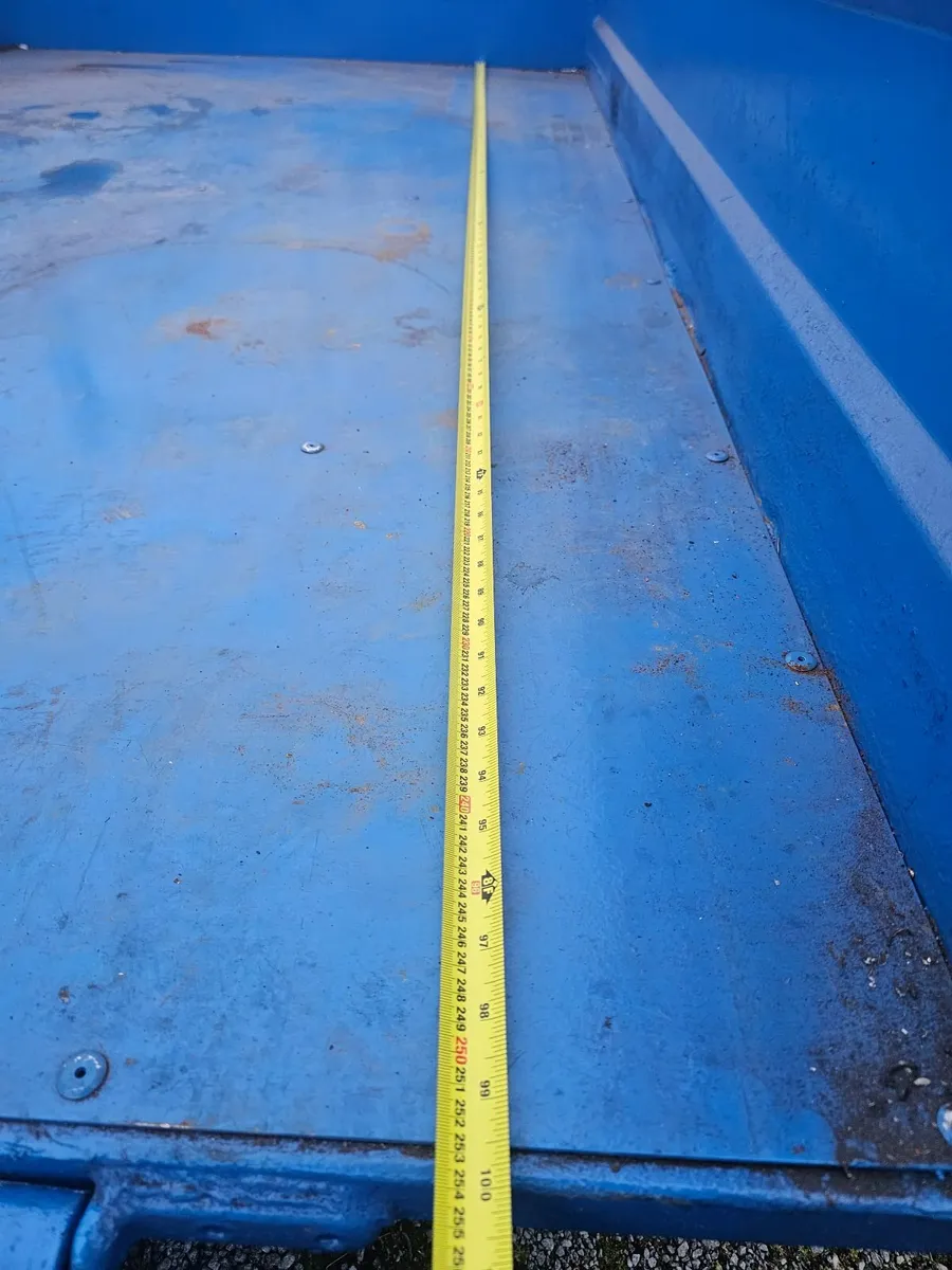 8x5 trailer €2700 - Image 2