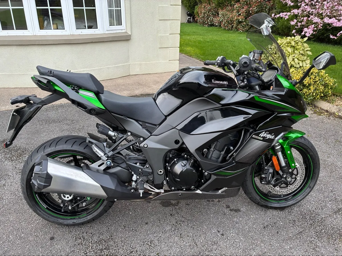 Kawasaki Ninja 2024 - Image 1