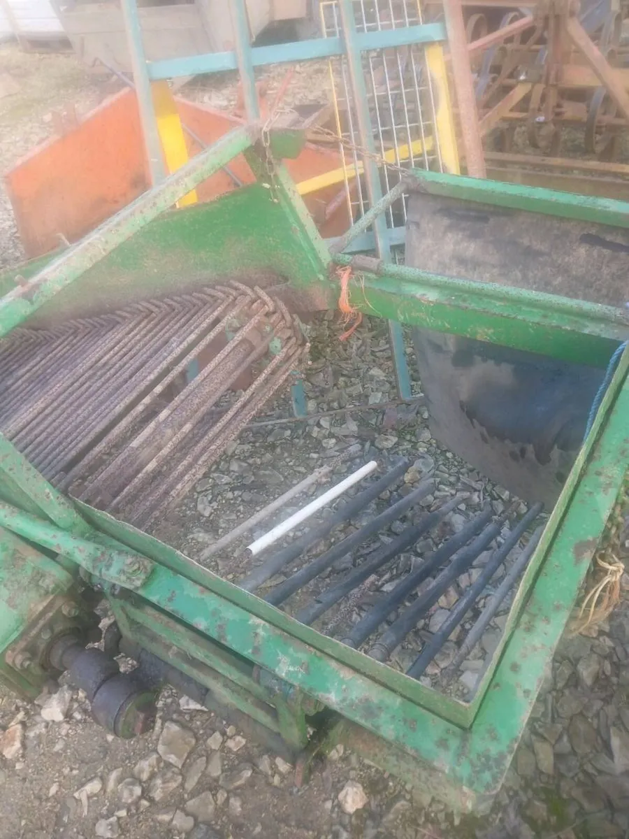 Potato harvester - Image 4