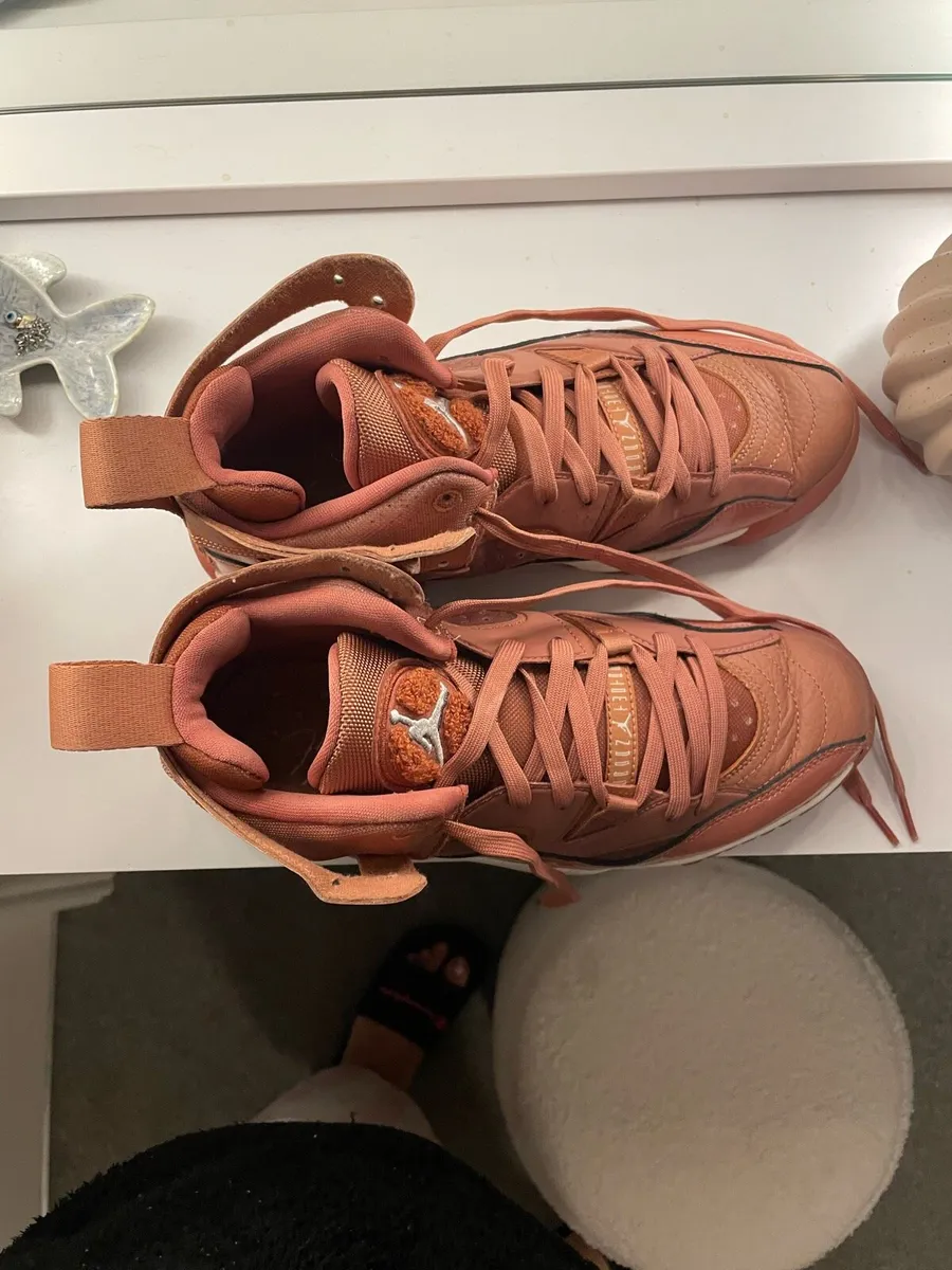 Jordan Two Trey trainers in sky orange - Image 4